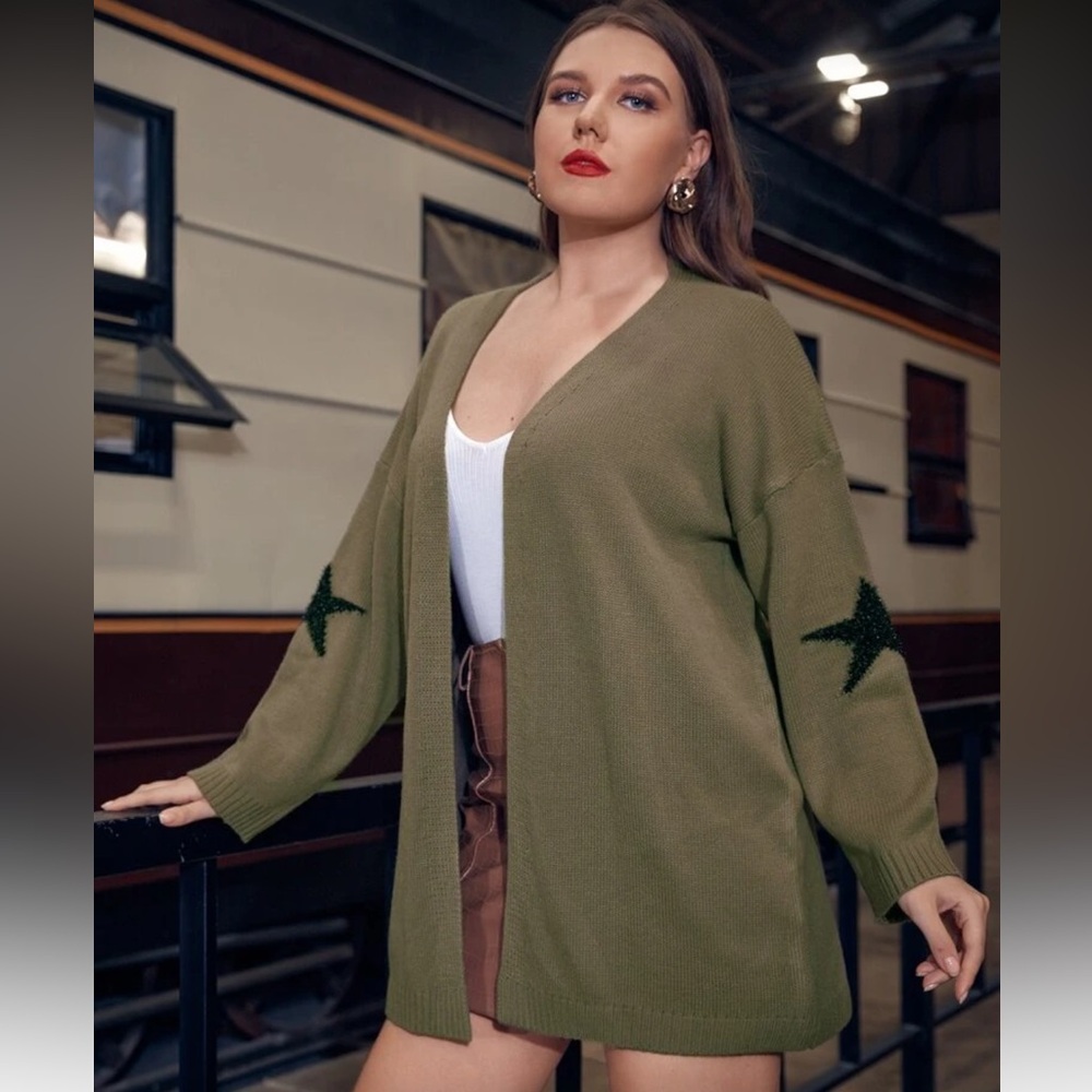 SHEIN Curve Size Star Cardigan
